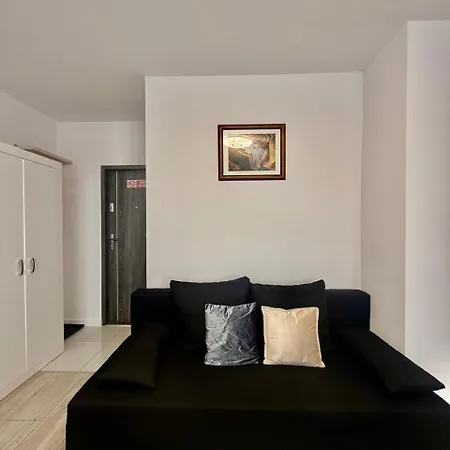 アパート A&y Studioapartments Galeria Mokotow Modzelewskiego *